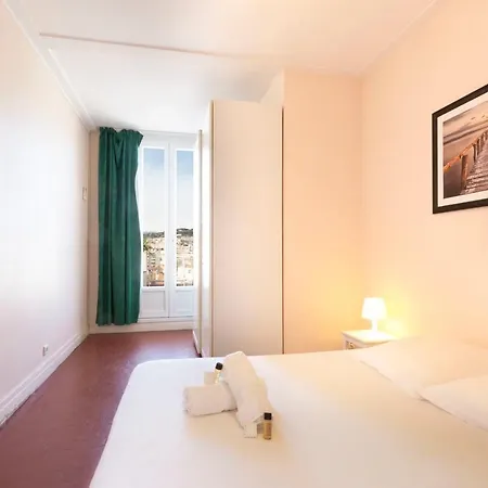 La De L'horloge Apartment Cannes